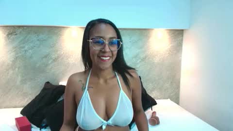 Priscila  online show from November 14, 8:55 pm