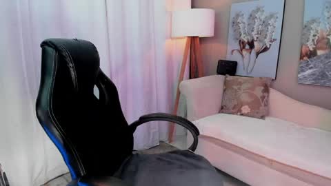 Priya Rose online show from May 14, 11:14 pm