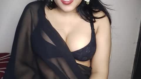 priyu_ online show from November 28, 9:33 pm