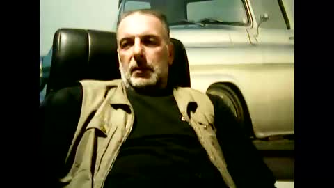 ----- online show from January 5, 9:07 pm