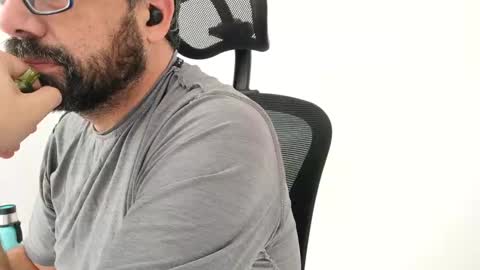 Snapshot of professional_manbd chatting on December 7, 8:44 pm Professional manBD online show from December 7, 8:44 pm