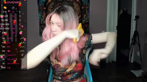 Di online show from April 27, 3:04 am