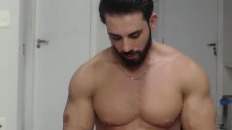 promuscles4u online show from February 18, 11:15 pm