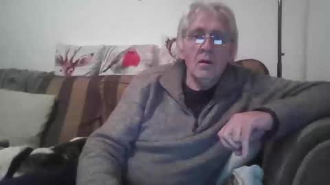 proudwelshman online show from December 29, 10:57 pm