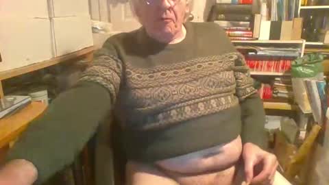 proudwelshman online show from December 19, 7:29 pm