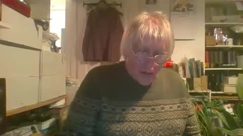 proudwelshman online show from December 16, 7:54 pm