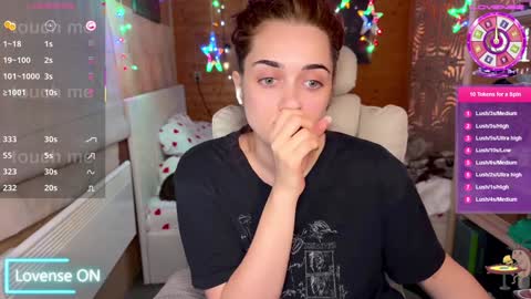 Queen of Pain online show from February 26, 1:14 am