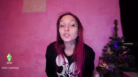 LUCY -----    online show from December 5, 4:39 pm