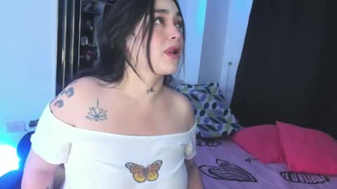 puca_and_garu online show from April 10, 3:56 am