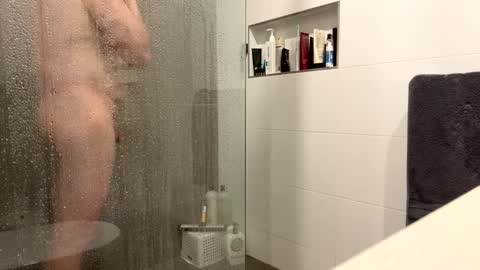 Snapshot of puffiest chatting on January 12, 10:12 pm puffiest online show from January 12, 10:12 pm