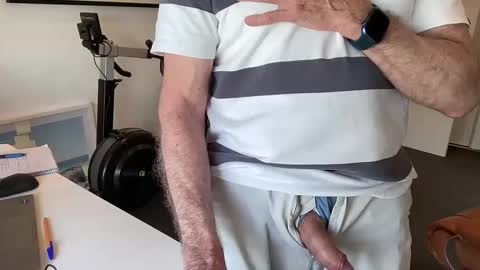 Snapshot of puffiest chatting on December 20, 1:36 am puffiest online show from December 20, 1:36 am