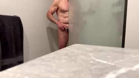 Snapshot of puffiest chatting on October 19, 7:13 am puffiest online show from October 19, 7:13 am