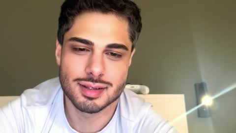 puffishere online show from April 1, 12:33 am