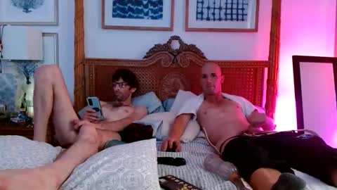 pufftpass online show from April 15, 7:49 pm