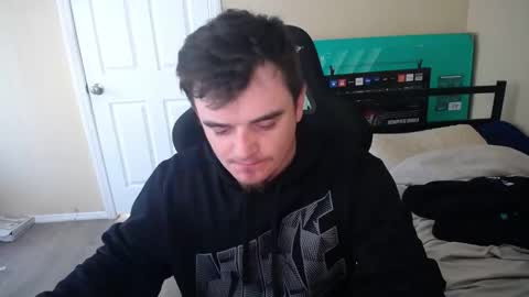 pumpkin_smash69 online show from March 24, 6:25 pm