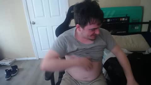 pumpkin_smash69 online show from March 26, 7:41 pm