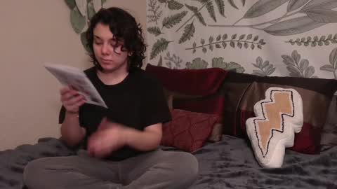 emmy online show from December 30, 3:36 am