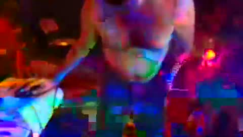 punkrunr083 online show from September 19, 8:51 am