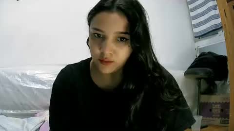 Lizzy online show from February 7, 2:42 pm