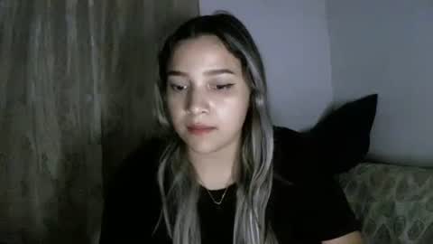 Lizzy online show from March 6, 6:12 am