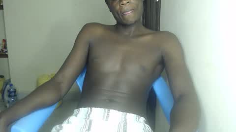 purple_hearts online show from January 13, 10:06 pm