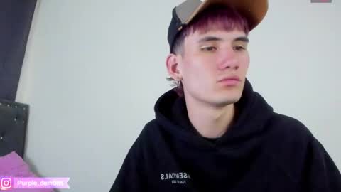 purpledemons online show from January 22, 4:23 am