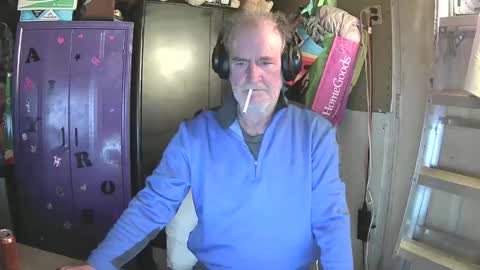 Snapshot of pussy_licker0127 chatting on February 24, 6:05 am Mark online show from February 24, 6:05 am