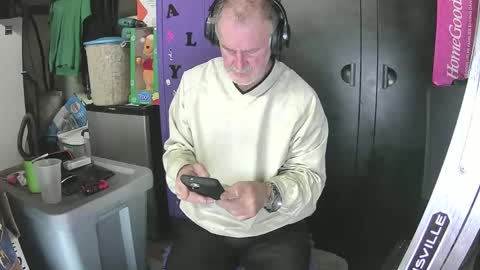 Snapshot of pussy_licker0127 chatting on December 18, 4:17 pm Mark online show from December 18, 4:17 pm