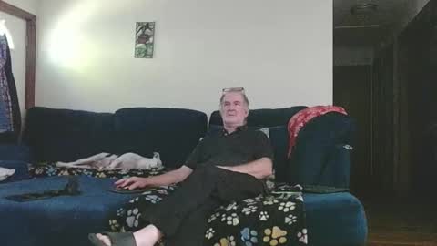 Snapshot of pussy_licker0127 chatting on September 29, 4:17 pm Mark online show from September 29, 4:17 pm