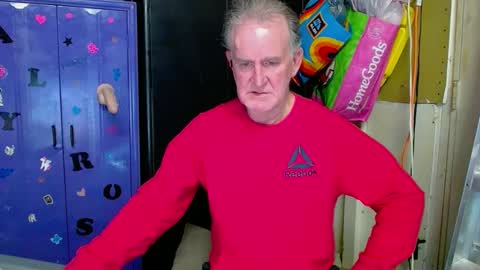 Snapshot of pussy_licker0127 chatting on February 16, 2:20 am Mark online show from February 16, 2:20 am