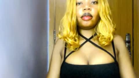 stella online show from February 23, 8:16 am