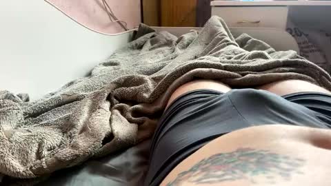Pussylicker online show from March 29, 5:09 am