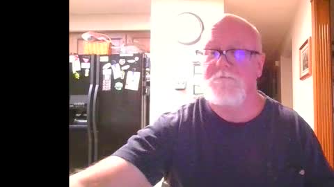 pussylover1365 online show from October 22, 9:38 pm