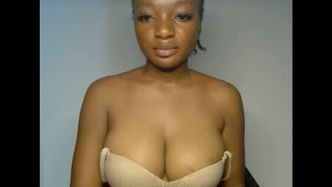 pussyxwetx online show from October 20, 6:24 pm