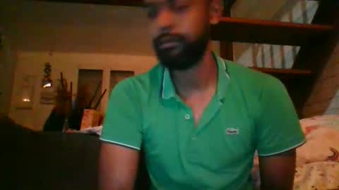 Snapshot of python974 chatting on October 26, 2:23 am Python online show from October 26, 2:23 am
