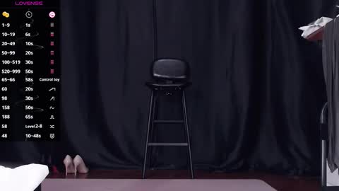 qianqian_ online show from February 6, 12:41 pm