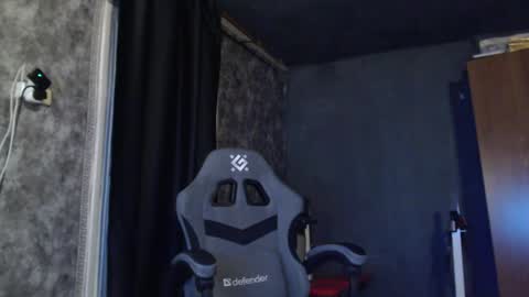 Lola online show from May 29, 2:37 pm