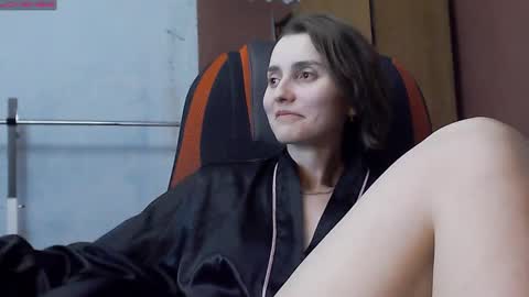 Lola online show from March 6, 8:16 pm