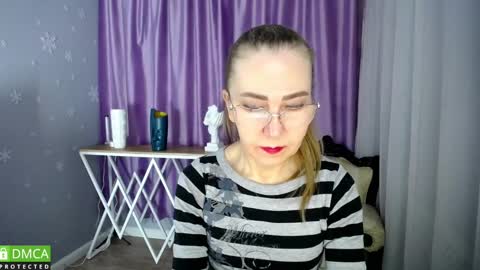 Snapshot of queen_a_n_i chatting on February 22, 12:08 pm A N I  Ill be here on December 1st online show from February 22, 12:08 pm