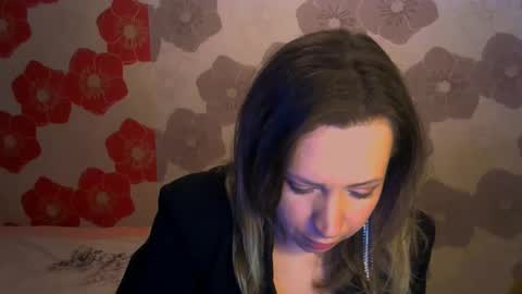 Queen Daenerys online show from October 5, 5:31 pm