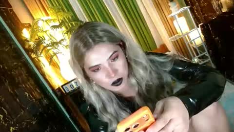 Kendal  online here from 6am-3pm philippine time online show from March 6, 11:04 pm