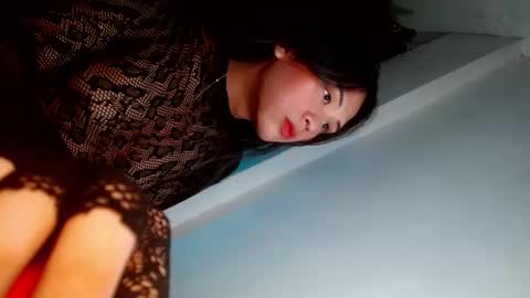 CALL ME YOUR QUEEN AIVY1 online show from March 10, 7:44 am