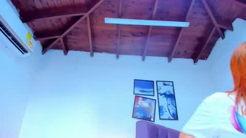 Queen online show from October 13, 5:04 pm