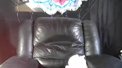 Queen Hazy online show from October 2, 4:17 pm