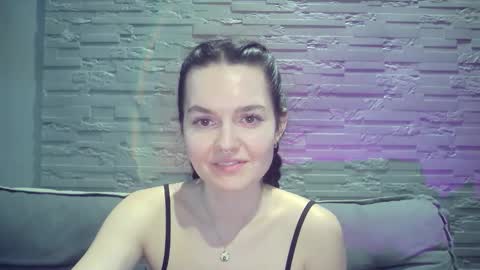 QueenOfModels online show from January 10, 2:11 pm