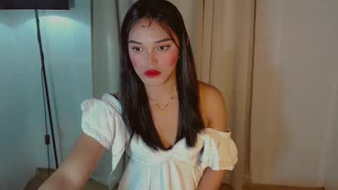 Your queenly yana online show from February 14, 7:38 am