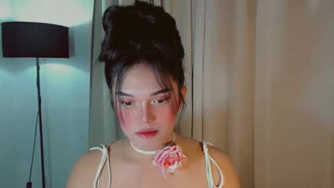 Your queenly yana online show from February 24, 5:20 pm