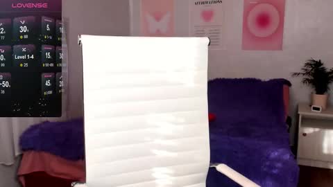 Anna online show from March 15, 6:29 am