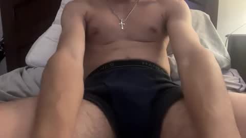 quickonenight657 online show from February 10, 5:43 am