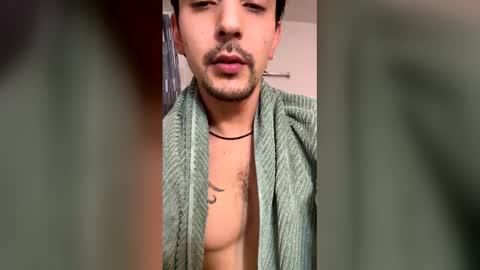 NoirLatino online show from February 15, 12:57 am